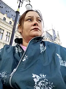 Snapshot of Flacara100 chatting on September 29, 2025, 6:31 am Flacara100 online show from September 29, 2025, 6:31 am