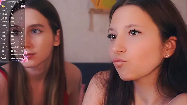 GabrielleLynchard online show from November 8, 2025, 7:50 pm