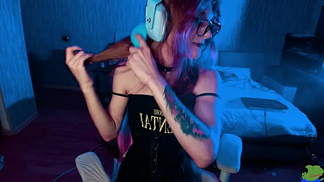 Snapshot of bekvafluttershy chatting on September 20, 2025, 9:53 pm bekvafluttershy online show from September 20, 2025, 9:53 pm