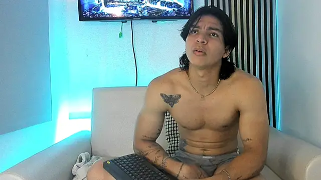 toji luxxer online show from October 10, 2025, 3:07 am