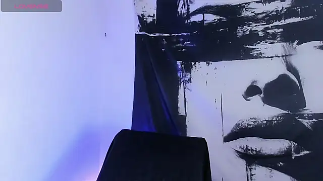 Snapshot of Avaggi chatting on September 22, 2025, 10:05 pm Avaggi online show from September 22, 2025, 10:05 pm