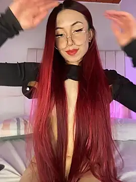 Abbi Gomez online show from October 10, 2025, 1:17 am