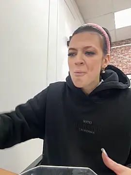 EmmaStarkk online show from September 28, 2025, 4:30 am