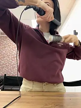 EmmaStarkk online show from October 19, 2025, 6:27 am