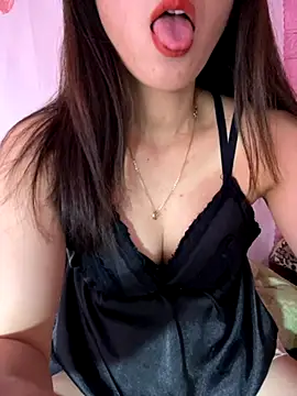 Snapshot of Moon_pusy chatting on October 31, 2025, 6:10 am Moon pusy online show from October 31, 2025, 6:10 am