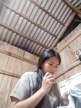 huexixi online show from September 16, 2025, 2:07 pm