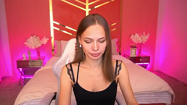 Snapshot of ShyySiren chatting on October 11, 2025, 7:42 am ShyySiren online show from October 11, 2025, 7:42 am