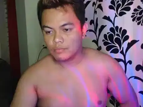 Snapshot of Gayasianzowe chatting on October 27, 2025, 12:06 pm Gayasianzowe online show from October 27, 2025, 12:06 pm