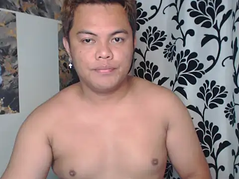 Snapshot of Gayasianzowe chatting on September 17, 2025, 4:36 am Gayasianzowe online show from September 17, 2025, 4:36 am