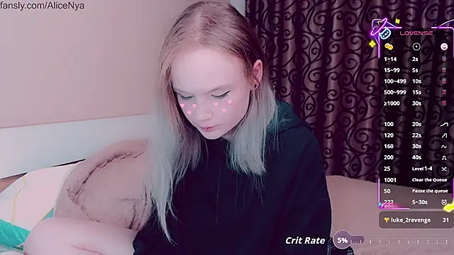 AliceNya cute online show from October 13, 2025, 4:36 am