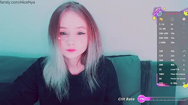 AliceNya cute online show from October 15, 2025, 4:33 am
