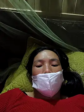 Snapshot of lily-00 chatting on September 26, 2025, 2:18 am lily-00 online show from September 26, 2025, 2:18 am