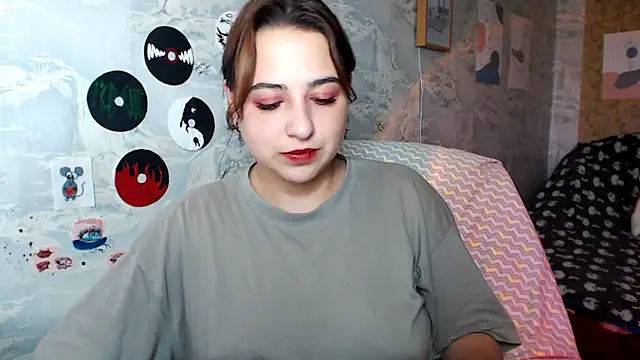 Olivia Defo online show from September 18, 2025, 11:57 am