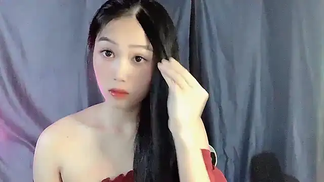 Lyly4757 online show from October 19, 2025, 2:09 pm