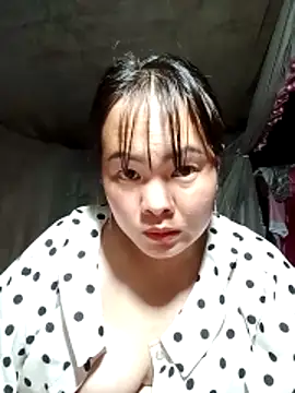 emilyzz online show from February 22, 2026, 1:02 pm