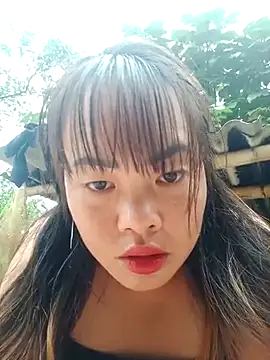 Snapshot of emilyzz chatting on October 31, 2025, 7:49 am emilyzz online show from October 31, 2025, 7:49 am