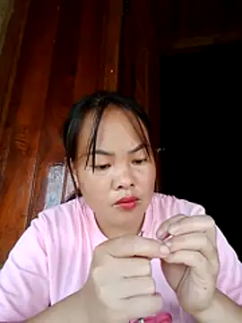 Snapshot of emilyzz chatting on July 13, 2026, 2:00 am emilyzz online show from July 13, 2026, 2:00 am