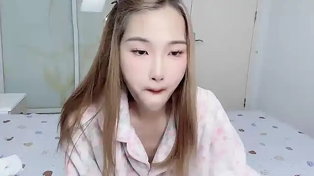 Snapshot of W-Sunflower chatting on October 16, 2025, 6:10 am W-Sunflower online show from October 16, 2025, 6:10 am