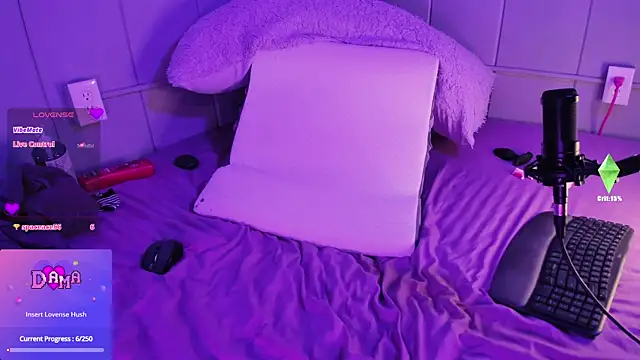 Snapshot of DamaDevotchka chatting on November 16, 2025, 2:27 am DamaDevotchka online show from November 16, 2025, 2:27 am