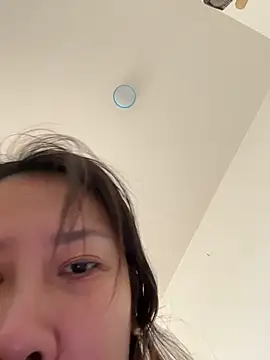 Snapshot of qianhan_x chatting on October 18, 2025, 8:05 am qianhan x online show from October 18, 2025, 8:05 am