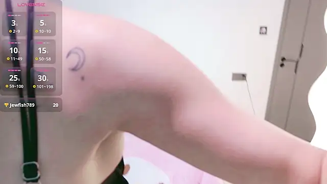 schoolgirl-nurse online show from January 19, 2026, 11:36 am