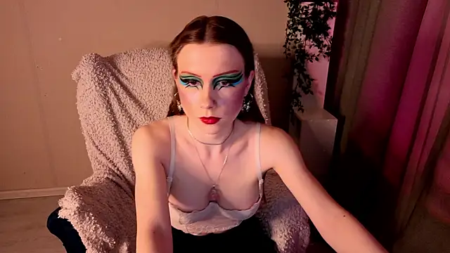 KarenSmitht online show from February 12, 2026, 4:07 pm