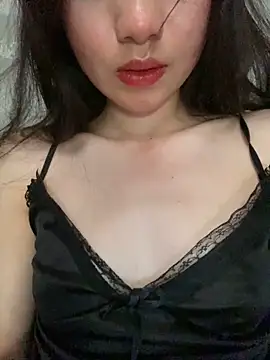 Snapshot of Bella_sexy98 chatting on February 16, 2026, 4:44 am Bella sexy98 online show from February 16, 2026, 4:44 am