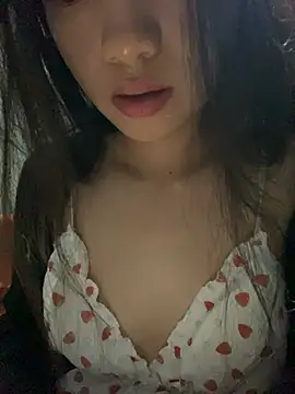 Snapshot of Bella_sexy98 chatting on February 2, 2026, 2:49 pm Bella sexy98 online show from February 2, 2026, 2:49 pm