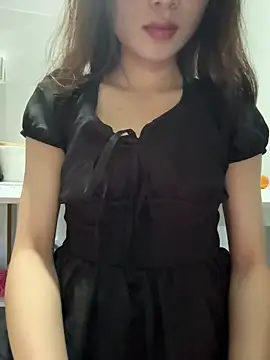 Snapshot of Bella_sexy98 chatting on May 4, 2026, 4:49 am Bella sexy98 online show from May 4, 2026, 4:49 am