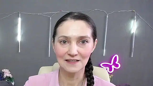 TayaFinch online show from March 8, 2026, 1:14 pm