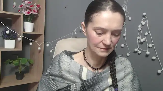 TayaFinch online show from February 5, 2026, 1:29 pm