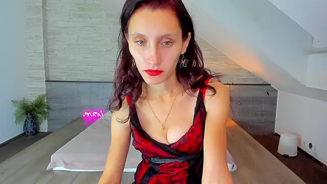 skinnystar  online show from October 12, 2025, 4:25 am