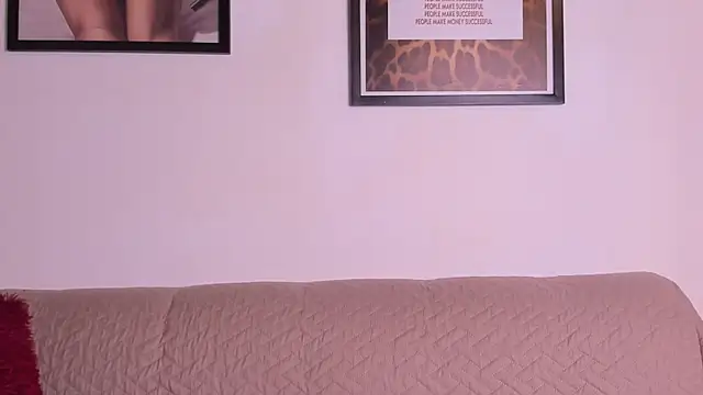 Snapshot of Sofi_glow chatting on September 23, 2025, 9:11 pm Sofi glow online show from September 23, 2025, 9:11 pm