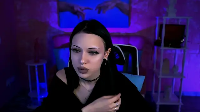 Snapshot of MiaCain chatting on September 18, 2025, 12:19 pm MiaCain online show from September 18, 2025, 12:19 pm