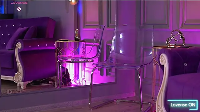 SiennaJayden online show from November 20, 2025, 6:30 pm