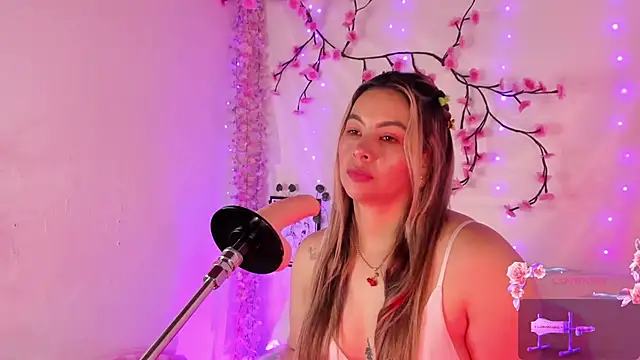 Snapshot of chubbyZoe chatting on October 29, 2025, 10:42 pm chubbyZoe online show from October 29, 2025, 10:42 pm