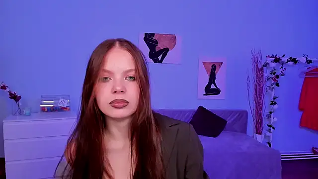 BetsyKiss online show from October 6, 2025, 5:52 am