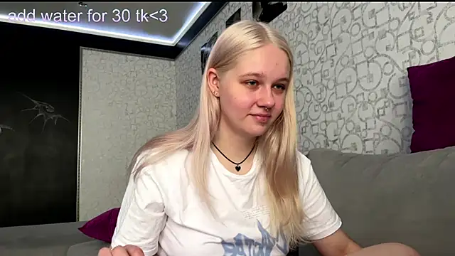 Snapshot of Dory_liss chatting on October 9, 2025, 5:19 am Dory liss online show from October 9, 2025, 5:19 am