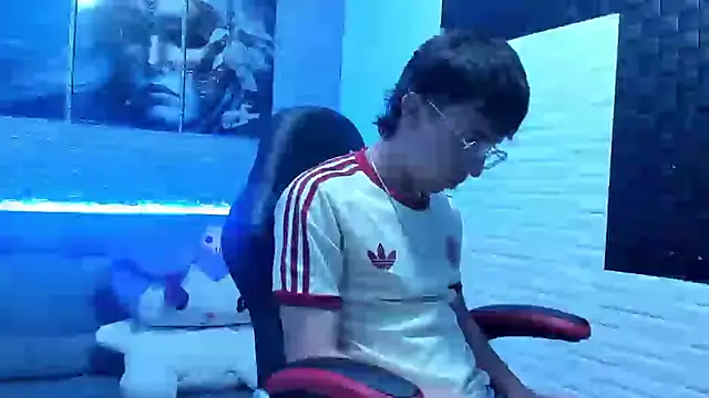 Snapshot of Dominic_Carmine chatting on October 12, 2025, 3:13 pm Dominic Carmine online show from October 12, 2025, 3:13 pm