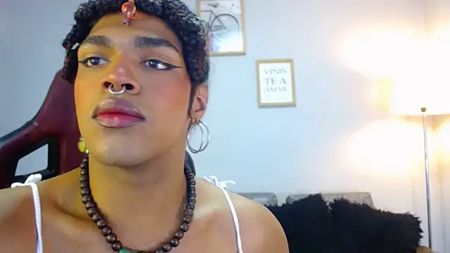 Snapshot of ile_matamba chatting on October 12, 2025, 3:35 pm ile matamba online show from October 12, 2025, 3:35 pm