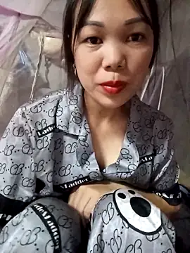 Snapshot of Tary_toot chatting on October 17, 2025, 12:40 pm Tary toot online show from October 17, 2025, 12:40 pm