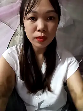 Snapshot of Tary_toot chatting on October 17, 2025, 12:36 am Tary toot online show from October 17, 2025, 12:36 am