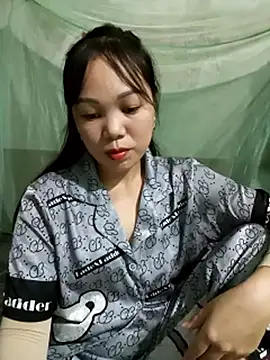 Snapshot of Tary_toot chatting on October 19, 2025, 1:25 pm Tary toot online show from October 19, 2025, 1:25 pm