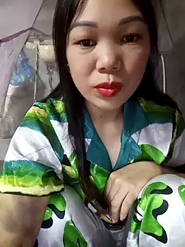 Snapshot of Tary_toot chatting on October 13, 2025, 10:43 pm Tary toot online show from October 13, 2025, 10:43 pm