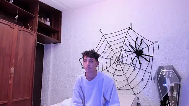 j martony online show from October 3, 2025, 12:06 pm