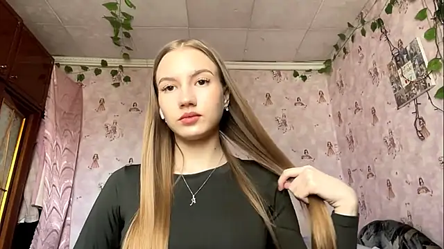 LinaOscar online show from September 16, 2025, 6:58 am
