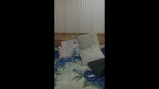 EthelsLover online show from October 3, 2025, 10:00 pm