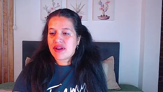 Snapshot of Andrea_secret_ chatting on October 17, 2025, 2:52 pm Andrea secret online show from October 17, 2025, 2:52 pm