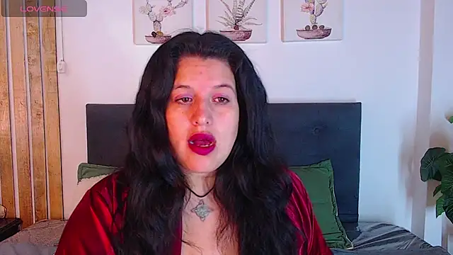 Snapshot of Andrea_secret_ chatting on October 4, 2025, 3:46 pm Andrea secret online show from October 4, 2025, 3:46 pm