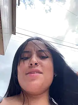 Snapshot of Karla_1-2 chatting on October 2, 2025, 6:00 pm Karla 1-2 online show from October 2, 2025, 6:00 pm